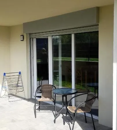 アパート Milo Mare ミエルノ