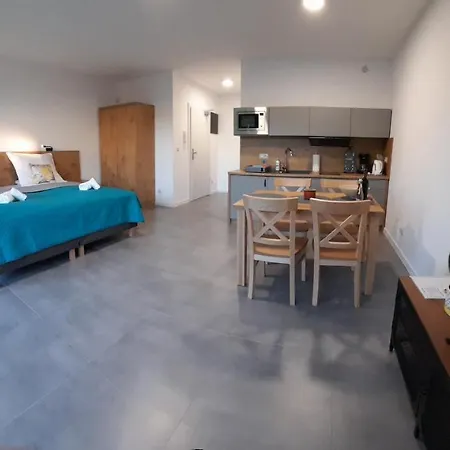 アパート Milo Mare *