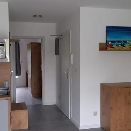 Milo Mare ミエルノ